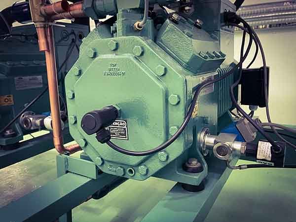 2bitzer-compressor-system-repair-supermarket-600px-q2